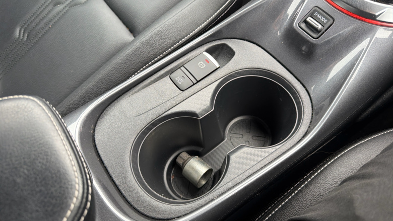 Nissan Juke 1.0 DiG-T 114 Tekna 5dr DCT Petrol Hatchback